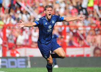 Talleres derrotó a Huracán en La Paternal