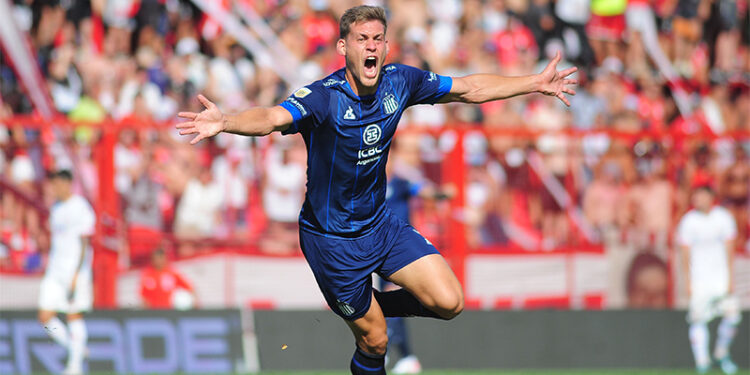 Talleres derrotó a Huracán en La Paternal