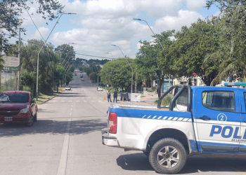 Una joven murió tras chocar su moto contra un camión
