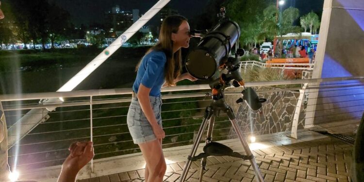 «Ciencia y Tecnología bajo las estrellas» propone descubrir el cielo desde el Parque Sarmiento