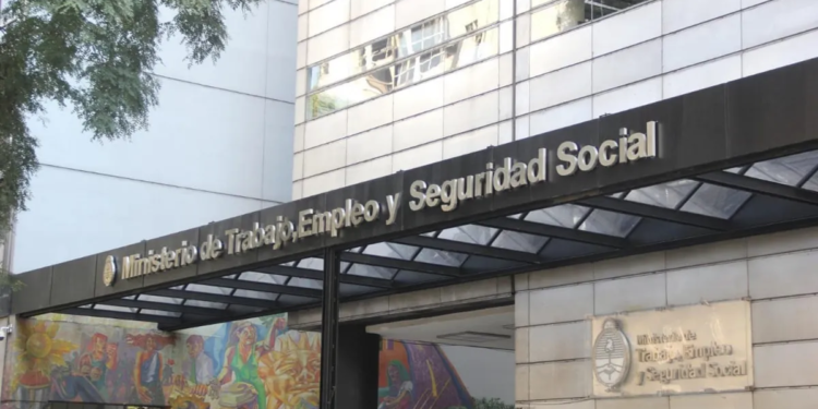 Consejo del Salario: no hubo acuerdo y el Gobierno definirá el aumento por decreto