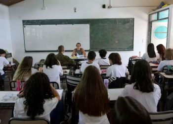 El Gobierno convocó el martes a los gremios docentes