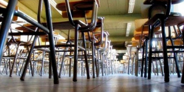 Docentes universitarios adhieren al paro del lunes