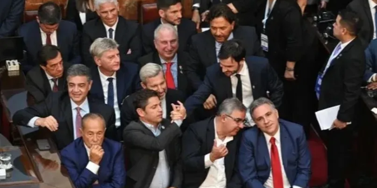 Convocan a los gobernadores para impulsar una nueva ley ómnibus