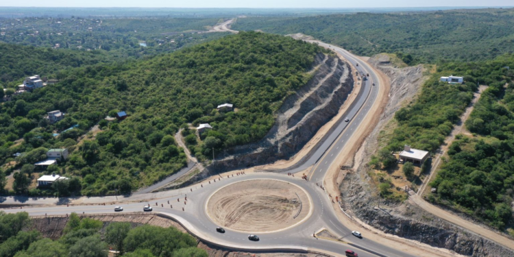 La Autovía Calamuchita presenta un avance del 88%