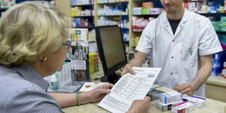 Dificultades en la atención de afiliados de PAMI en farmacias de Córdoba