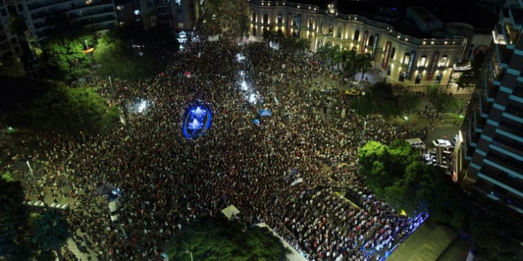 Masiva marcha en Córdoba por el Día de la Memoria