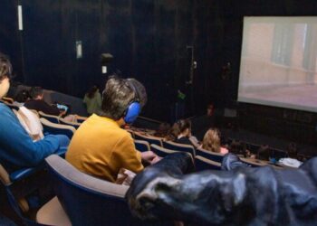 La ciudad de Córdoba se suma a la Semana Azul para concientización del autismo