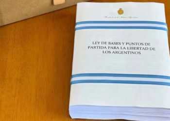 El Gobierno envía la nueva Ley Bases al Congreso