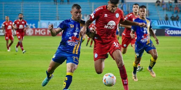 Delfín se lo empató sobre el final a Belgrano