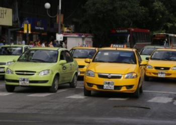 El viernes actualizan la tarifa de taxis, remises y de la ITV