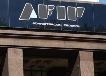 Modificaciones en las transferencias que deben informar los bancos y billeteras virtuales a AFIP
