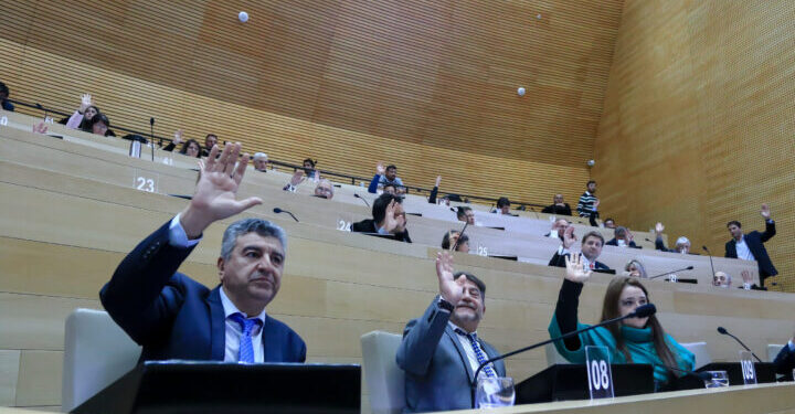 La Unicameral rechazó la posible privatización de Radio Nacional Córdoba