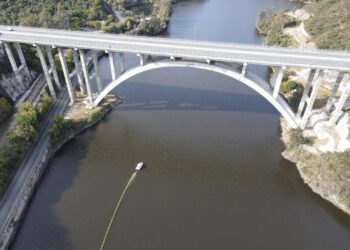 Efectuaron tareas de remediación en la cuenca del lago San Roque