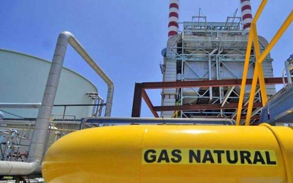 Priorizan el consumo doméstico de gas y cortaron el suministro a las industrias