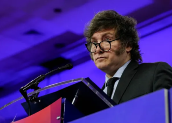 Milei advirtió a gobernadores: «Si no acompañan la Ley Bases en el Senado, se quedan afuera del Pacto de Mayo»