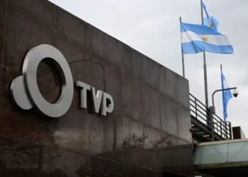 El Gobierno suspendió las redes sociales de medios públicos