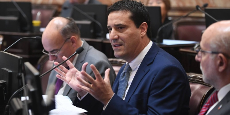 Ley Bases: un senador de la UCR anticipó al Gobierno que no logrará dictamen esta semana