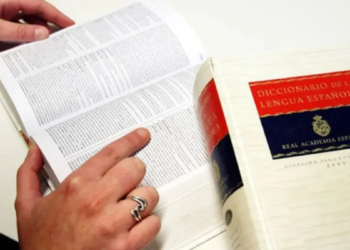 La RAE eliminó dos letras del abecedario español