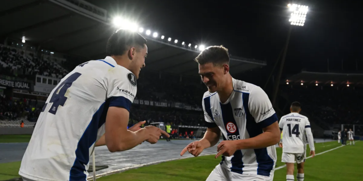 Talleres le ganó a Cobresal y se consolida como puntero en el grupo B
