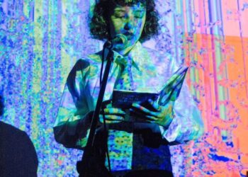 «Viernes de Ruinas» en la UNC: un viaje cultural entre poesía, charlas y música