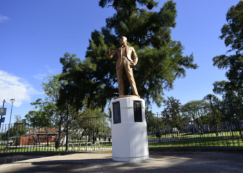 El Día del Cantor Nacional se celebra en Córdoba con un homenaje a Carlos Gardel