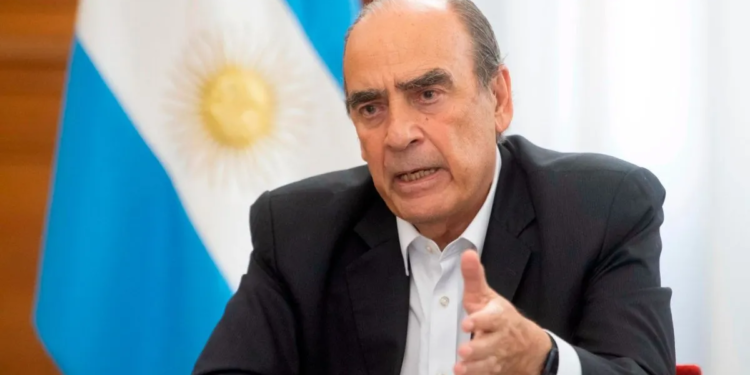 Fórmula jubilatoria: Francos advirtió que habrá "fuertes recortes" si el Congreso voltea el veto presidencial