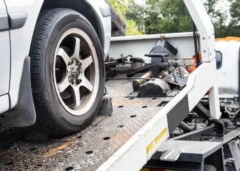 Grúa y asistenica mecánica: los seguros continuarán prestando estos servicios