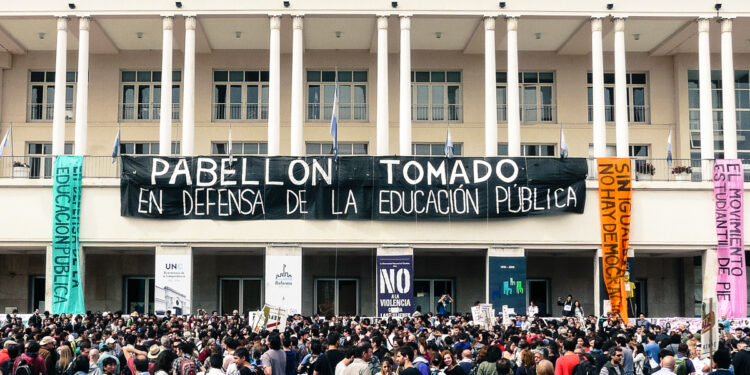 Justicia declara prescripta la causa por la toma del Pabellón Argentina en la UNC