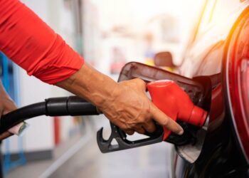 Nuevo aumento de combustibles: la nafta sube un 3% en agosto