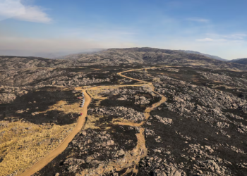 Detuvieron a tres personas por el incendio en el Cerro Champaquí
