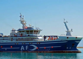 Se hundió un buque pesquero cerca de Malvinas: nueve muertos, 14 rescatados y cuatro desaparecidos