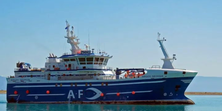 Se hundió un buque pesquero cerca de Malvinas: nueve muertos, 14 rescatados y cuatro desaparecidos