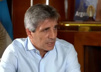 Luis Caputo acusó al Congreso de querer "voltear al presidente"