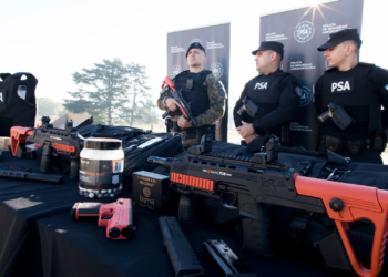 Disponen el uso de armas no letales para inmovilizar a agresores