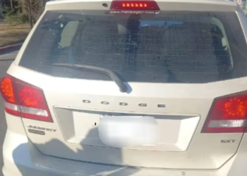 El empresario detenido por evadir un control y atropellar a un policía tenía suspensión para conducir