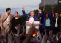 Giro rotundo en las elecciones de Francia: ganó la coalición de izquierda