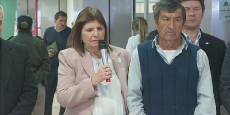 El padre de Loan y Patricia Bullrich se reunieron a casi un mes de la desaparición del niño