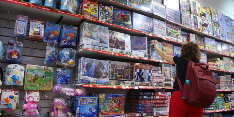 Las ventas por el Día de la Niñez cayeron 14,4% frente al año pasado