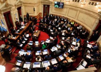 Nuevo aumento para senadores: pasarán a cobrar $10 millones de pesos desde noviembre