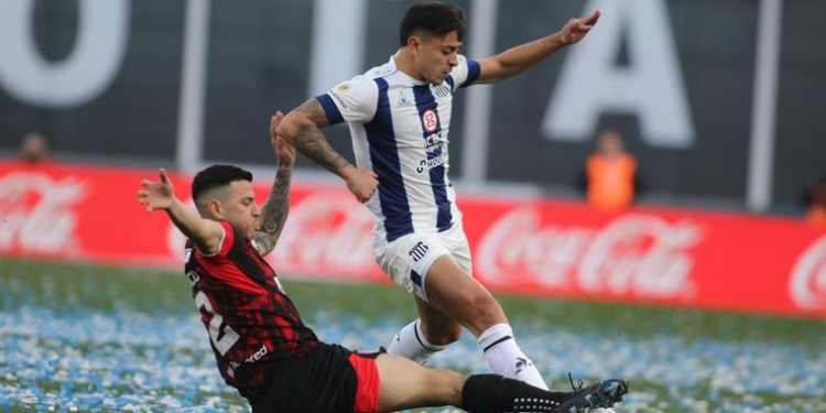 El clásico cordobés entre Talleres e Instituto terminó en empate 1-1