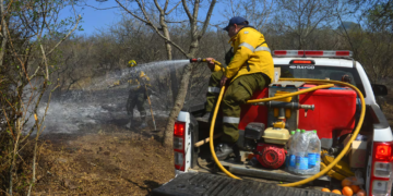 Alerta en Córdoba: advierten por riesgo extremo de incendios y fuertes ráfagas para este miércoles
