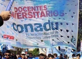 Paro de docentes universitarios en todo el país