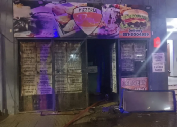 Una pizzería de Nueva Córdoba sufrió un incendio y hubo evacuados