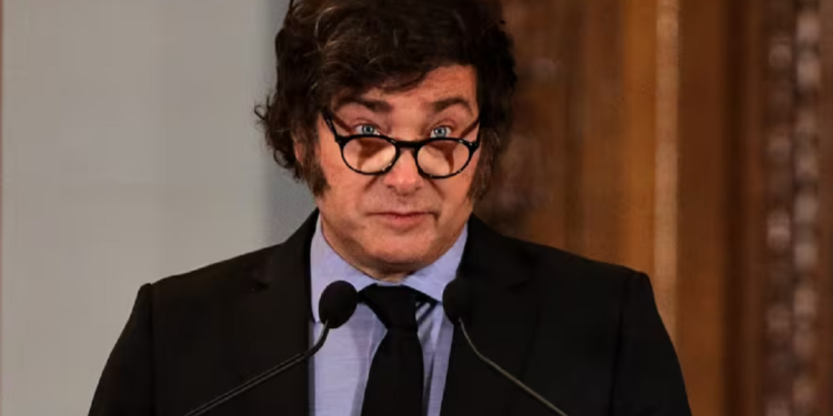 El Gobierno oficializó el veto a la movilidad jubilatoria