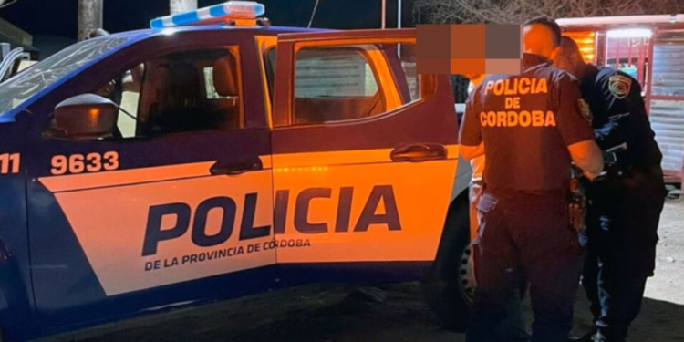 Suspendieron a una policía por consumir cocaína en servicio