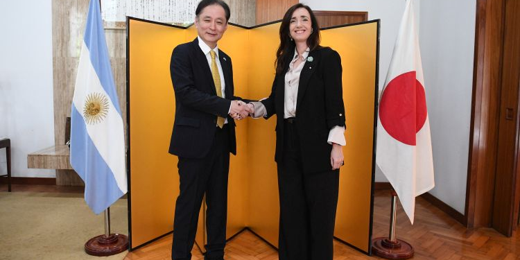 Villarruel se reunió con el embajador de Japón en Argentina