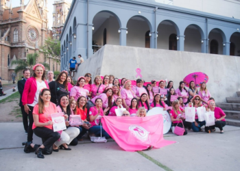 Inició la campaña contra el cáncer de mama en Córdoba