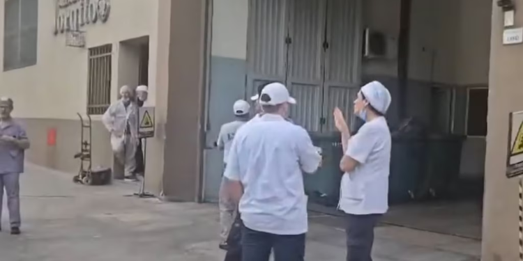 Incendio en la fábrica de alfajores Jorgito