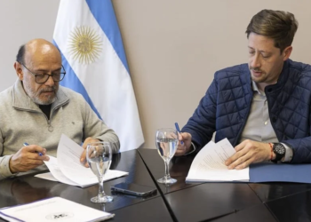 La Provincia cerró un acuerdo paritario con empleados públicos